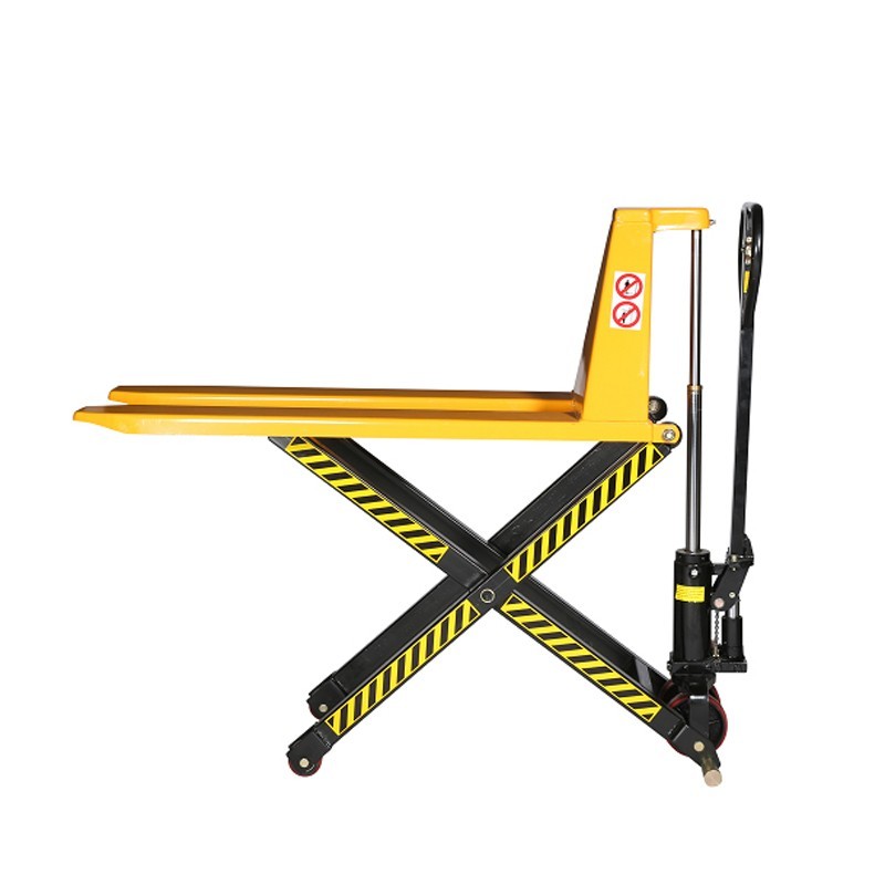 Vista de perfil de la transpaleta de gran elevación 1500kg horquilla alta