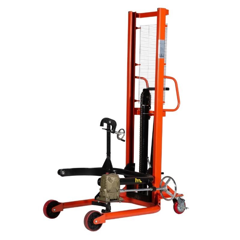 Vista desde 3/4 del apilador volteador de barriles 350kg sin barril posición baja