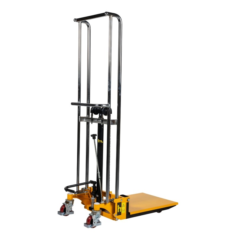 Vista delantera de 3/4 del apilador manual 400kg 1700mm con plataforma baja