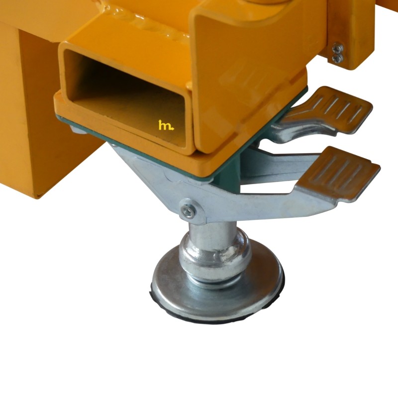 Vista de los estabilizadores de la mesa elevadora eléctrica móvil doble tijera 500 kg - Plataforma 1020x610 mm