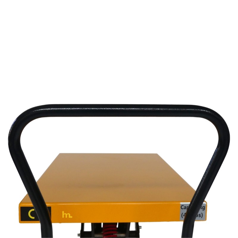 Vista de la asa de la mesa elevadora manual con nivel constante 210 kg - Plataforma 815x500 mm