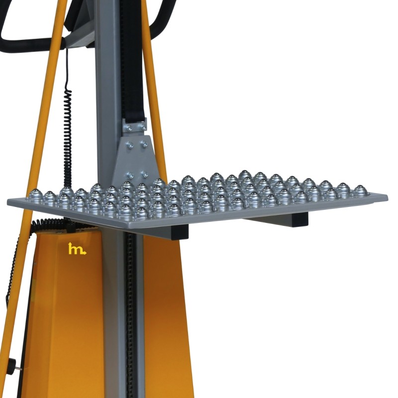 Vista de perfil de la bandeja con bolas de transferencia para apilador puesto de trabajo